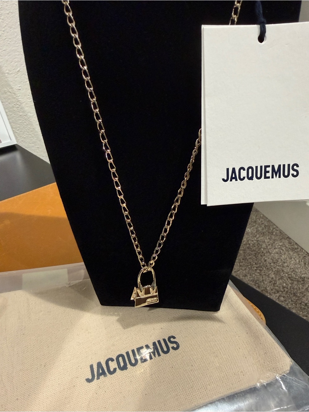 NWT - Jacquemus Le collier Chiquito Gold Mini Bag Charm Necklace - with dustbag